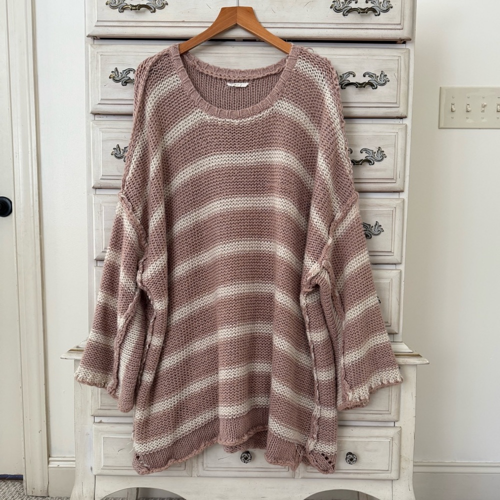 Vici Oversized Knit Stripe Sweater in Mauve and Cream